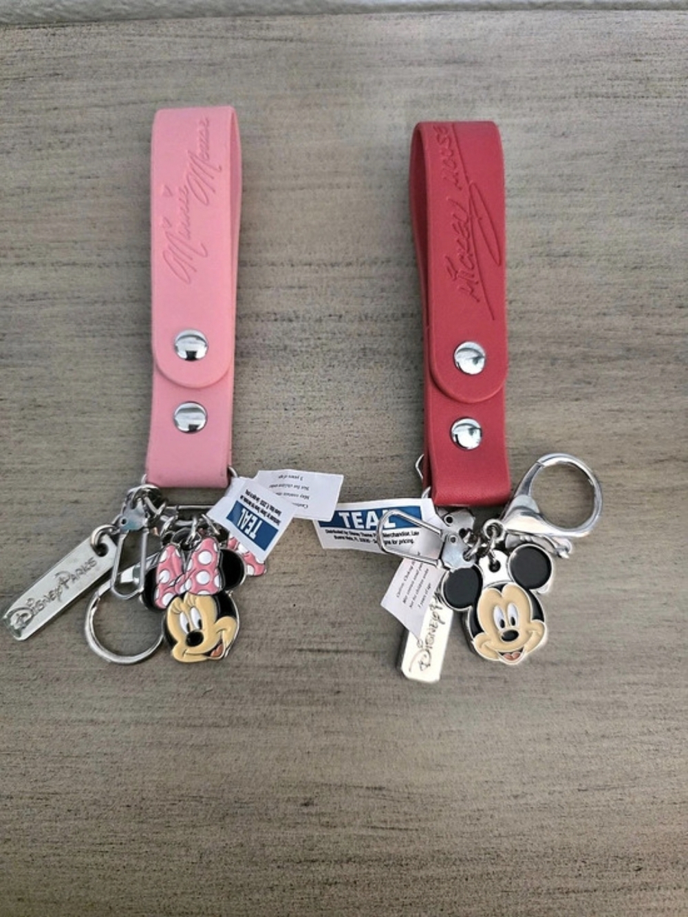 Disney Minnie And Mickey Mouse wristlet keychain Bow Holders Set Of 2